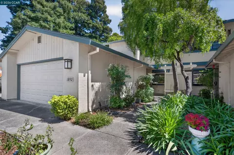 1892 London Dr, Benicia, CA 94510