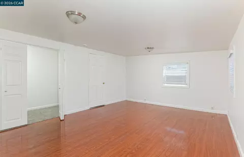 Living - 252 Madison Ave, Bay Point, CA 94565 photo 3 of 6