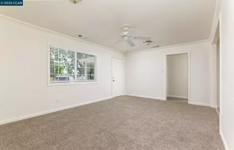 Living - 252 Madison Ave, Bay Point, CA 94565 photo 5 of 6
