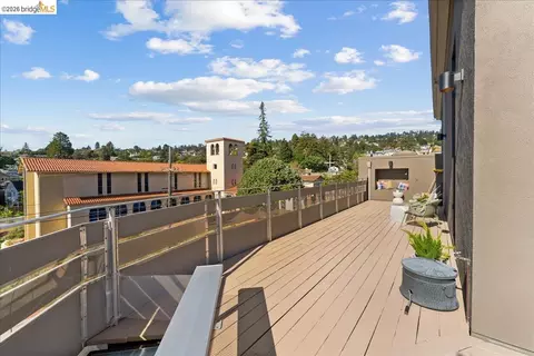 Exterior - 875 Colusa Ave, Berkeley, CA 94707 photo 4 of 9