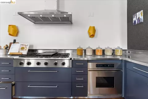 Kitchen - 875 Colusa Ave, Berkeley, CA 94707 photo 8 of 8