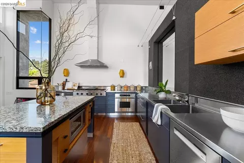 Kitchen - 875 Colusa Ave, Berkeley, CA 94707 photo 6 of 8