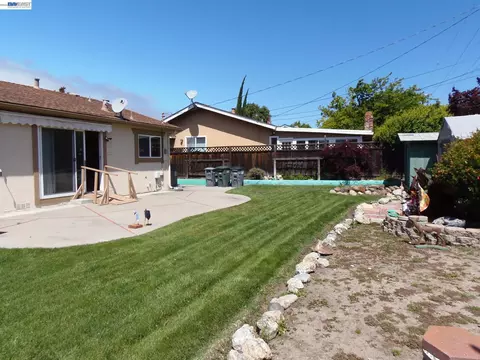 Exterior - 8155 Elgin Ln, Dublin, CA 94568 photo 7 of 10