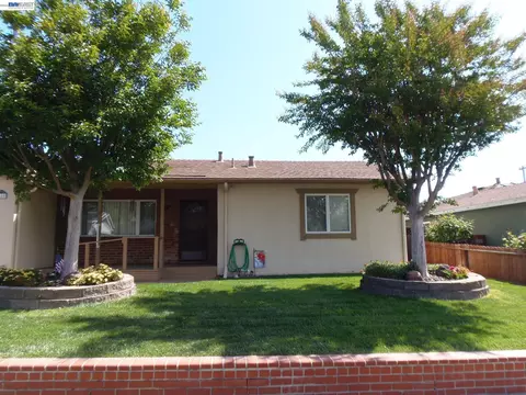 Exterior - 8155 Elgin Ln, Dublin, CA 94568 photo 2 of 10