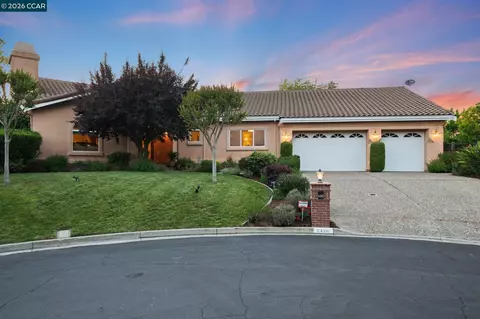 2426 Heritage Oaks Dr, Alamo, CA 94507