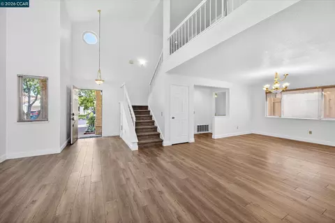 1026 Burnham Dr, Pittsburg, CA 94565