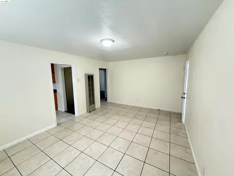 Living - 1817 73rd Ave, Oakland, CA 94621 photo 2 of 2