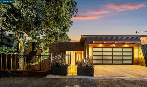 130 La Espiral, Orinda, CA 94563