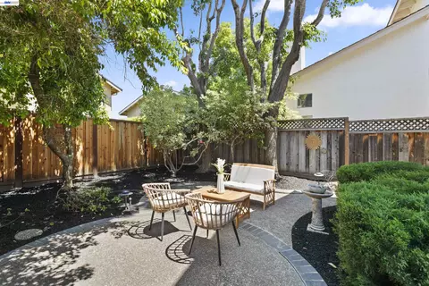 Exterior - 6159 Corte Padre, Pleasanton, CA 94566 photo 4 of 13