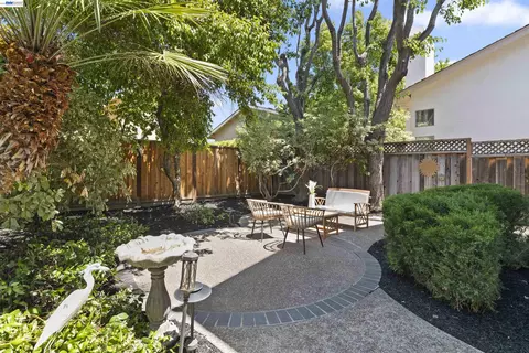 Exterior - 6159 Corte Padre, Pleasanton, CA 94566 photo 13 of 13