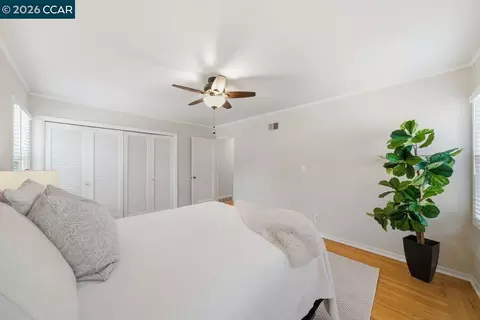 Bedroom - 1306 Mariposa St, Vallejo, CA 94590 photo 1 of 2