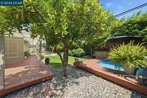 Exterior - 1306 Mariposa St, Vallejo, CA 94590 photo 10 of 17