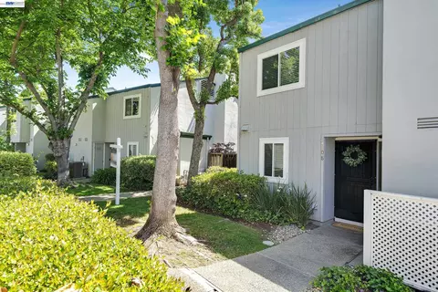 408 Old Orchard Ct, Danville, CA 94526
