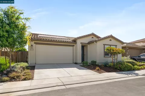 540 Vanek Dr, Oakley, CA 94561