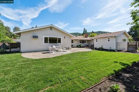Exterior - 152 Tharp Dr, Moraga, CA 94556 photo 3 of 9