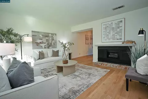 1288 Pine Creek Way #C, Concord, CA 94520