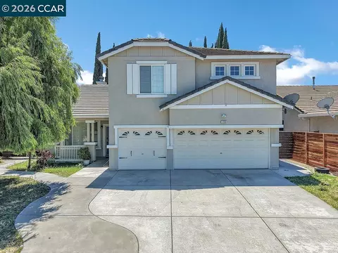 Exterior - 1720 Treehaven Ln, Tracy, CA 95376 photo 3 of 8