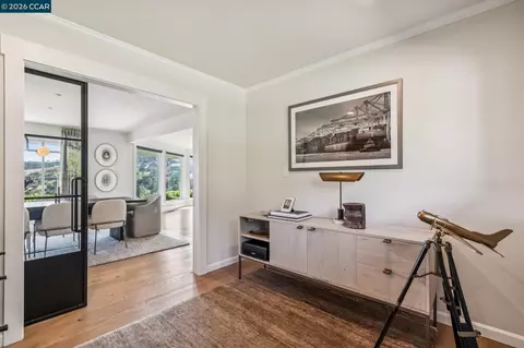 Entry Way - 3175 Surmont Dr, Lafayette, CA 94549 photo 4 of 4