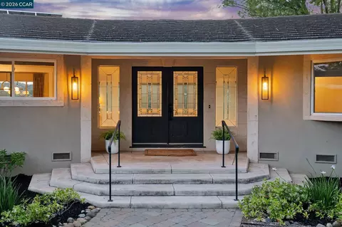Exterior - 3175 Surmont Dr, Lafayette, CA 94549 photo 10 of 15