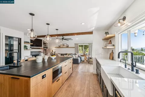 Kitchen - 3175 Surmont Dr, Lafayette, CA 94549 photo 8 of 8