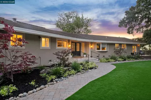 3175 Surmont Dr, Lafayette, CA 94549