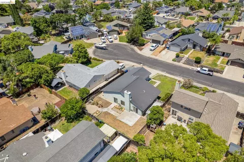 View/Area - 1733 Pine Ct, Oakley, CA 94561 photo 3 of 10