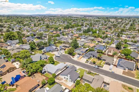 View/Area - 1733 Pine Ct, Oakley, CA 94561 photo 9 of 10