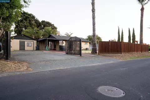 141 Carol Ln, Oakley, CA 94561