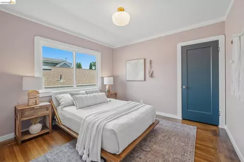 Bedroom - 2210 Browning St, Berkeley, CA 94702 photo 3 of 7