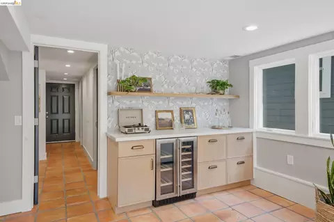 Entry Way - 2210 Browning St, Berkeley, CA 94702 photo 3 of 3