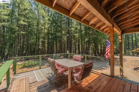 Exterior - 1371 Eagle Creek Loop Rd, Trinity Center, CA 96091 photo 8 of 14