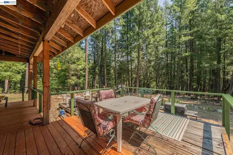 Exterior - 1371 Eagle Creek Loop Rd, Trinity Center, CA 96091 photo 7 of 14