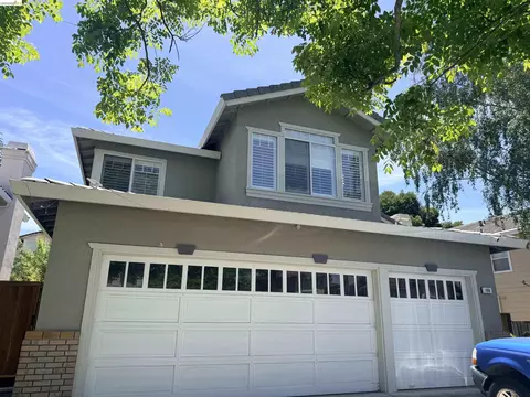 166 Catalina Dr, Hercules, CA 94547