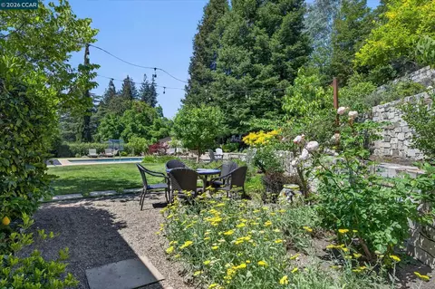 Exterior - 1165 Glen Rd, Lafayette, CA 94549 photo 14 of 28