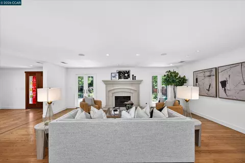 Living - 1165 Glen Rd, Lafayette, CA 94549 photo 1 of 6