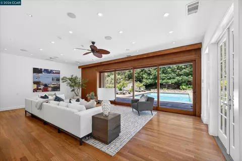 Living - 1165 Glen Rd, Lafayette, CA 94549 photo 5 of 6