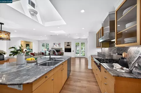 Kitchen - 1165 Glen Rd, Lafayette, CA 94549 photo 1 of 2