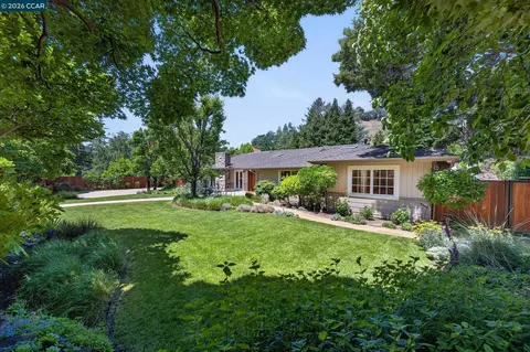 Exterior - 1165 Glen Rd, Lafayette, CA 94549 photo 4 of 28