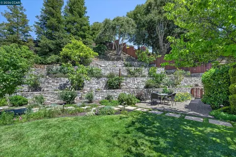 Exterior - 1165 Glen Rd, Lafayette, CA 94549 photo 16 of 28