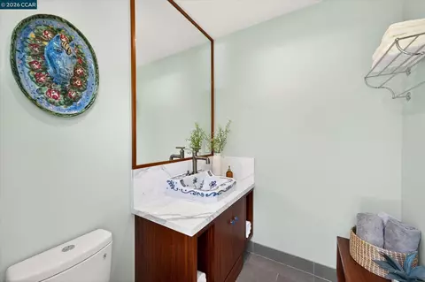 Bath - 1165 Glen Rd, Lafayette, CA 94549 photo 5 of 5