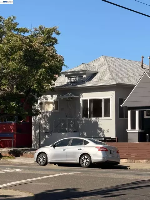 1725 Bay St, Alameda, CA 94501