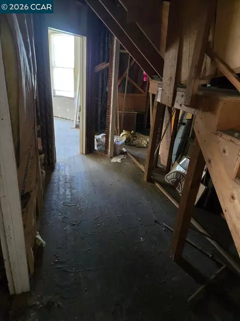Entry Way - 151 S 3rd Ave, Oakdale, CA 95361 photo 3 of 3