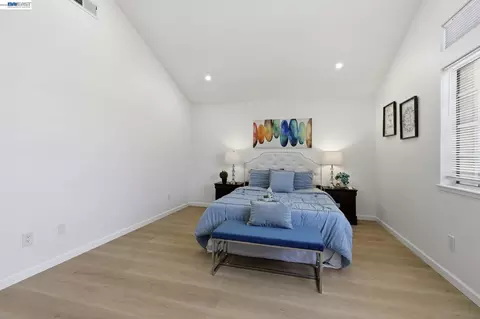 Bedroom - 1137 Hidden Meadow Pl, Manteca, CA 95337 photo 8 of 8