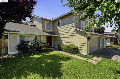 Exterior - 1137 Hidden Meadow Pl, Manteca, CA 95337 photo 3 of 5