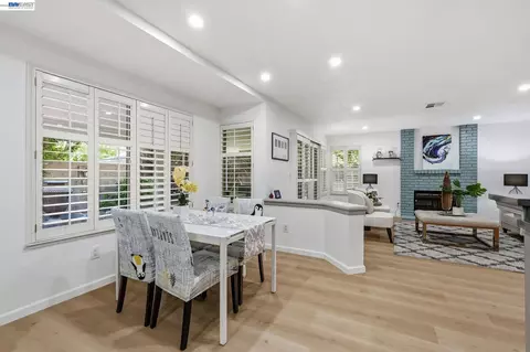 Dining - 1137 Hidden Meadow Pl, Manteca, CA 95337 photo 1 of 3