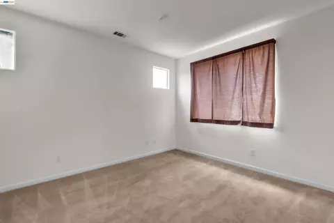 Bedroom - 2630 Annette Ct, Tracy, CA 95304 photo 3 of 10