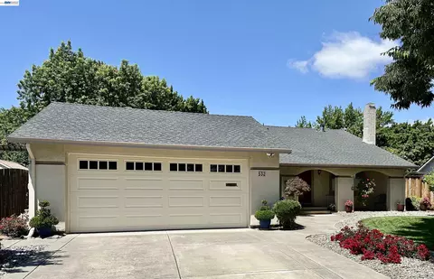 532 Curlew Rd, Livermore, CA 94551