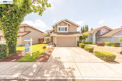 32732 Goshen St, Union City, CA 94587