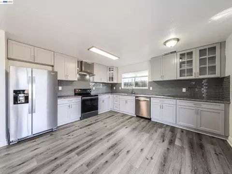 Kitchen - 3432 Danielle Pl, Bay Point, CA 94565 photo 1 of 3
