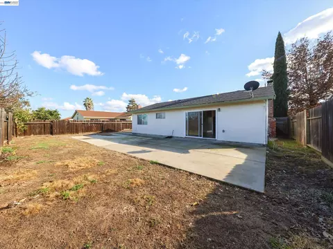 Exterior - 3432 Danielle Pl, Bay Point, CA 94565 photo 3 of 6